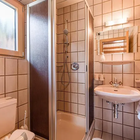 ゲストハウス Gaestehaus Geisler ヒパッハ