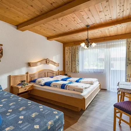 Gaestehaus Geisler Guest house Hippach